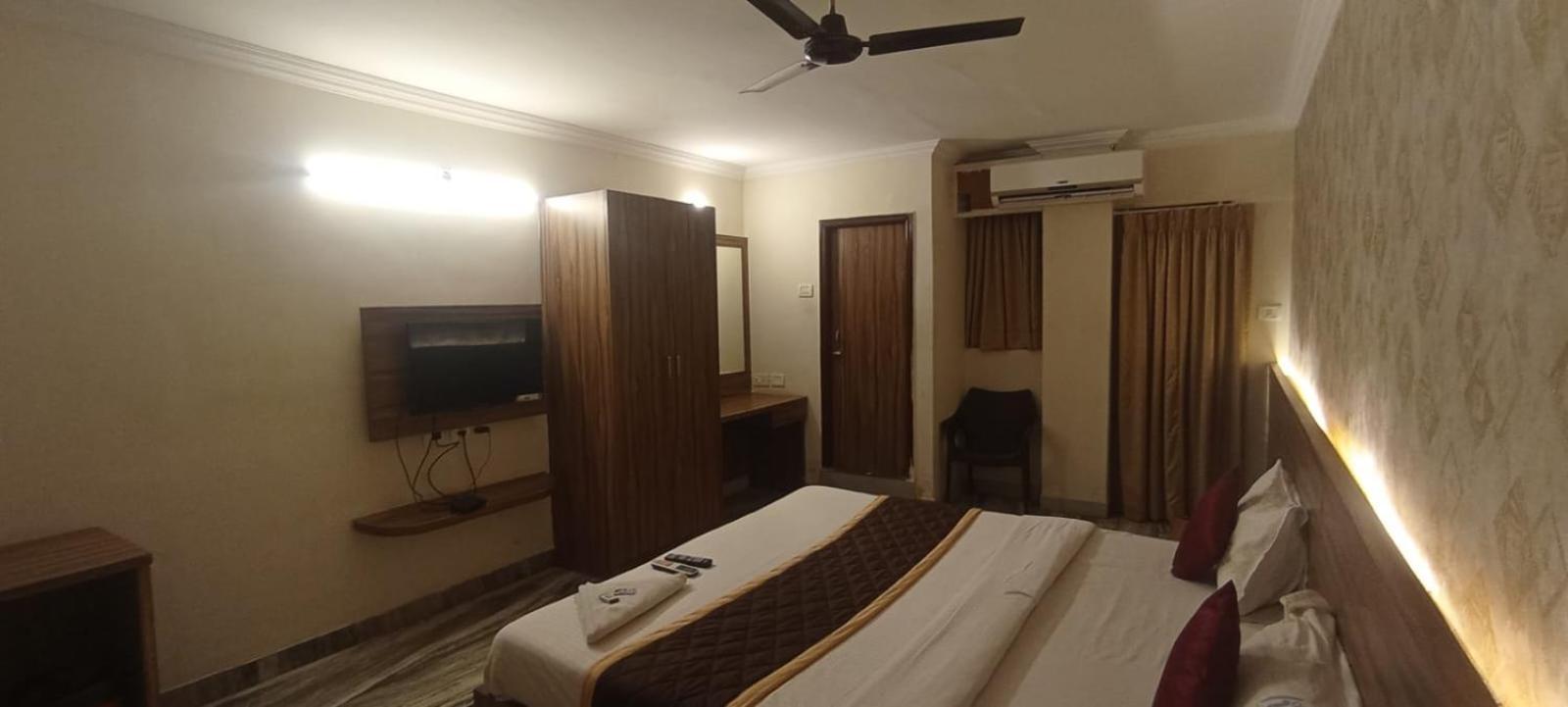 Hotel Raj Meridian, Tambaram شيناي المظهر الخارجي الصورة